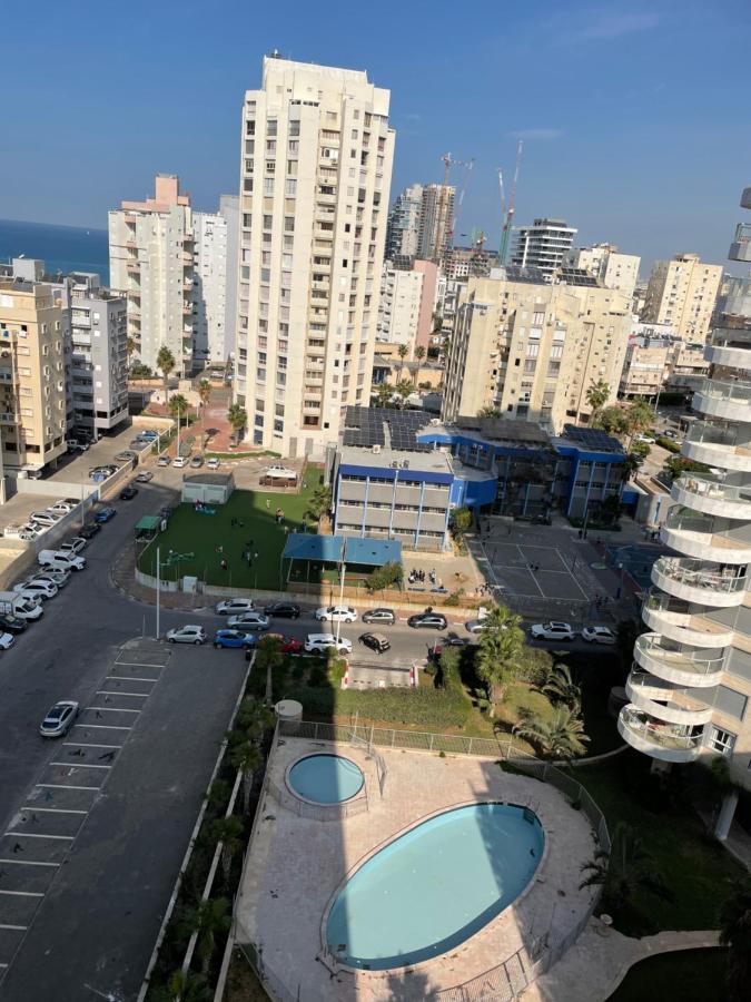 Isralux Apartments Bat Yam Ngoại thất bức ảnh