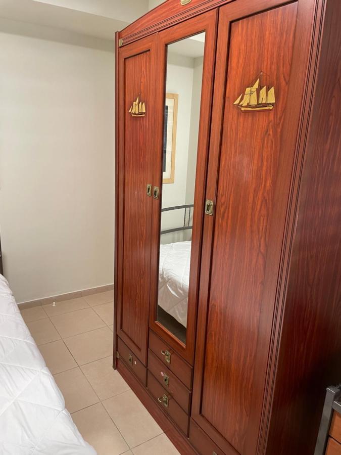 Isralux Apartments Bat Yam Ngoại thất bức ảnh