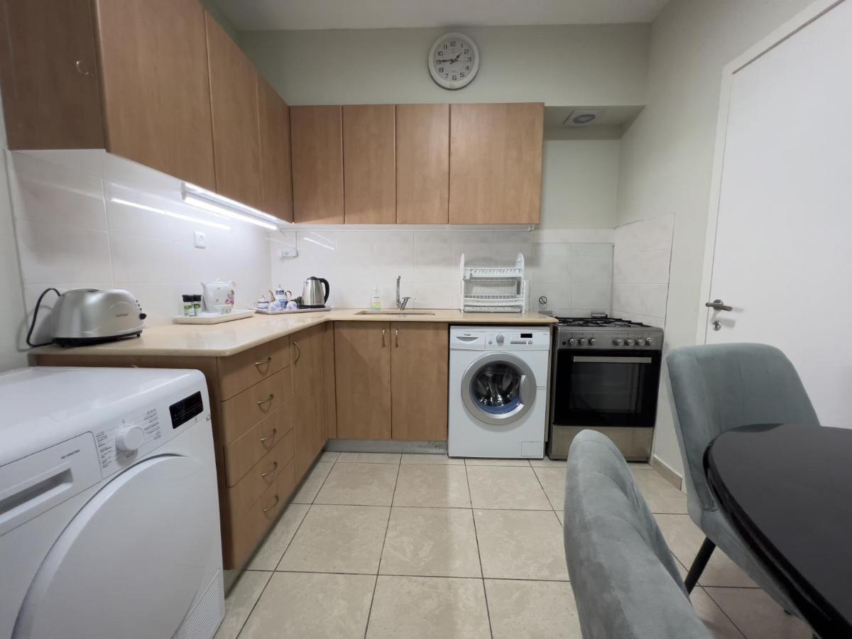 Isralux Apartments Bat Yam Ngoại thất bức ảnh