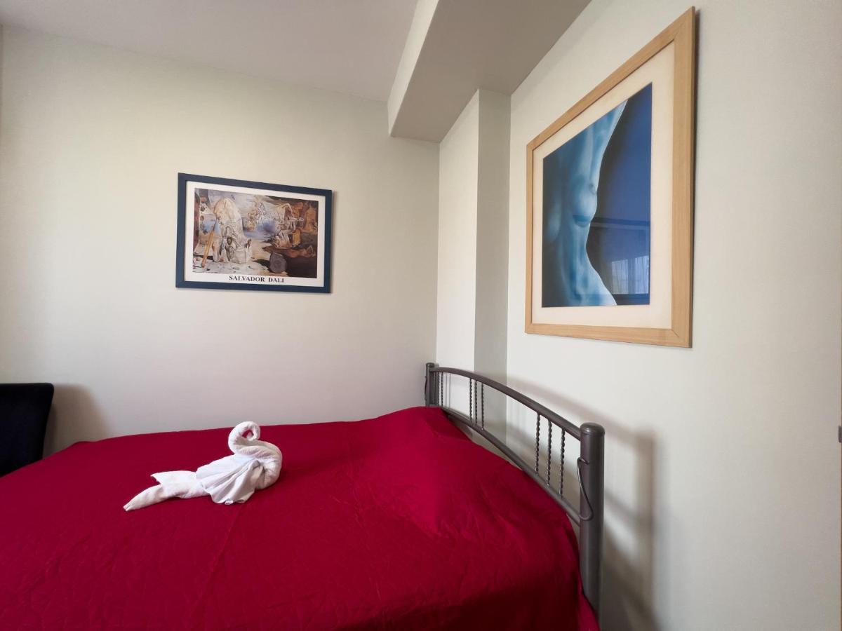 Isralux Apartments Bat Yam Ngoại thất bức ảnh